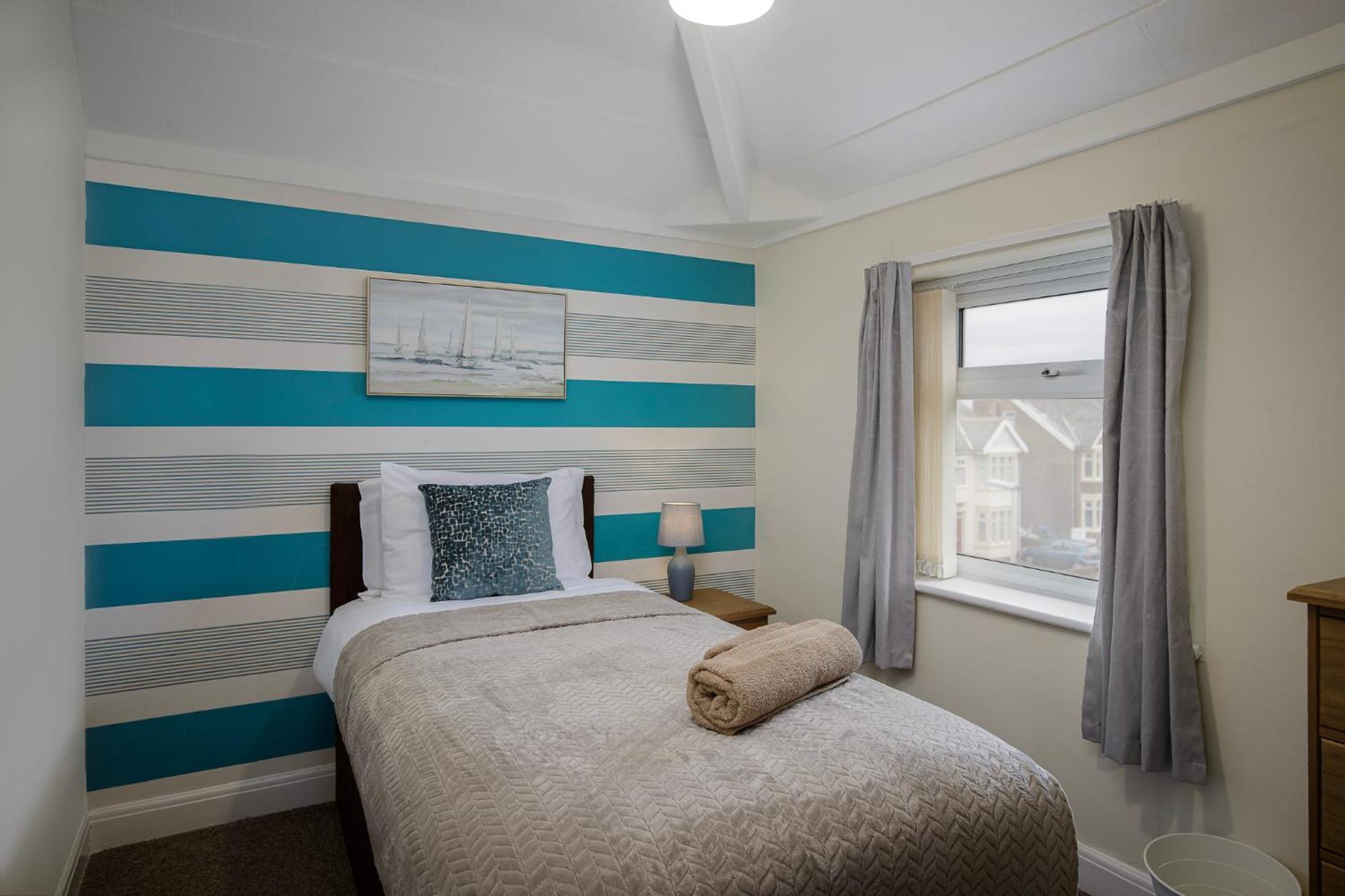 Arnside - Spacious 10-Bedroom Seaside Cottage Blackpool Eksteriør bilde