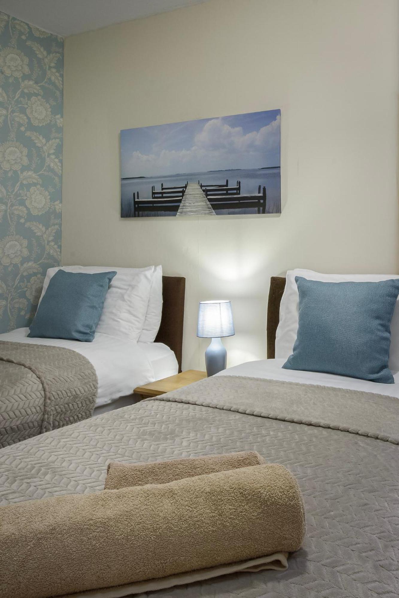 Arnside - Spacious 10-Bedroom Seaside Cottage Blackpool Eksteriør bilde