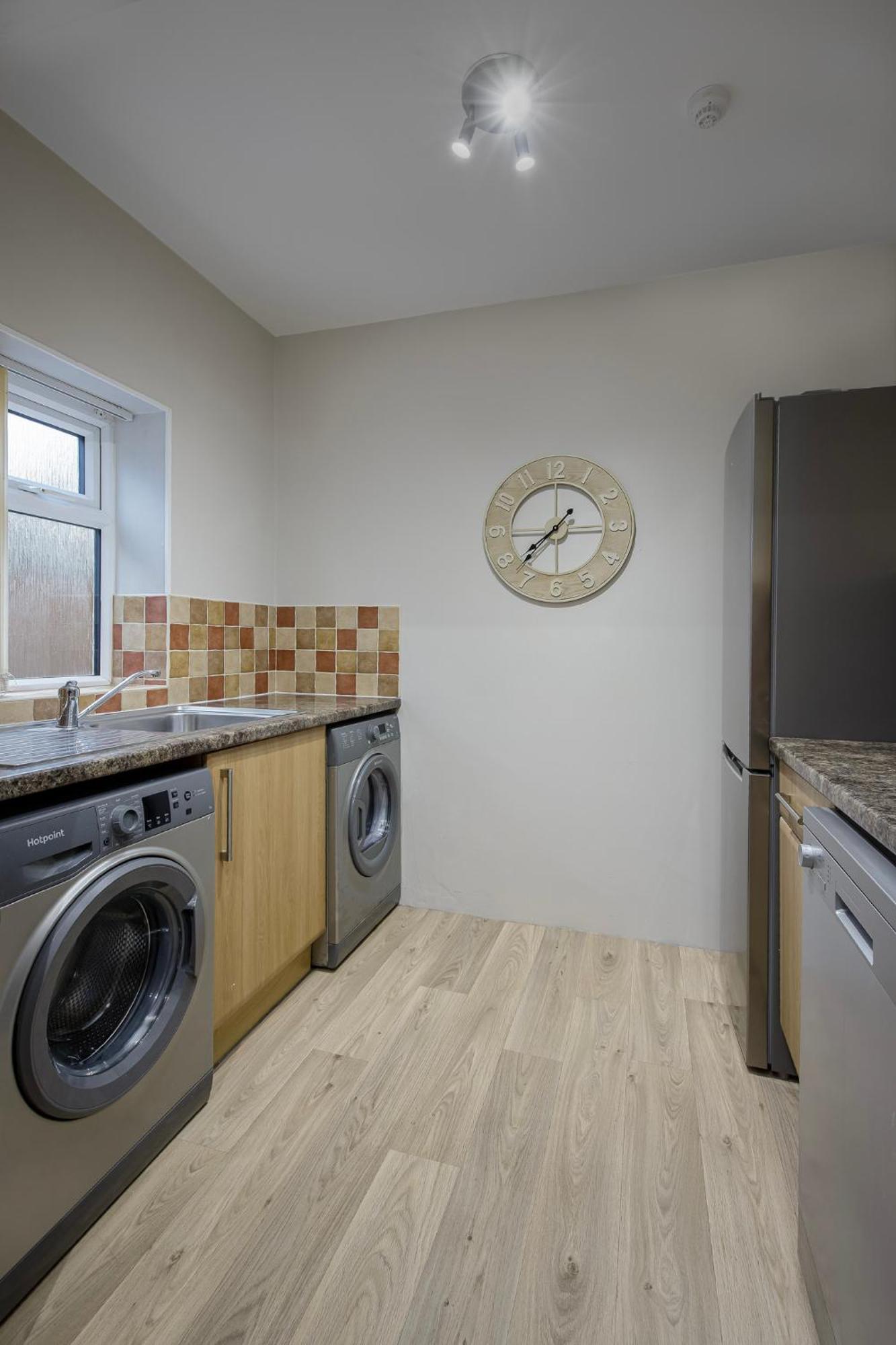 Arnside - Spacious 10-Bedroom Seaside Cottage Blackpool Eksteriør bilde